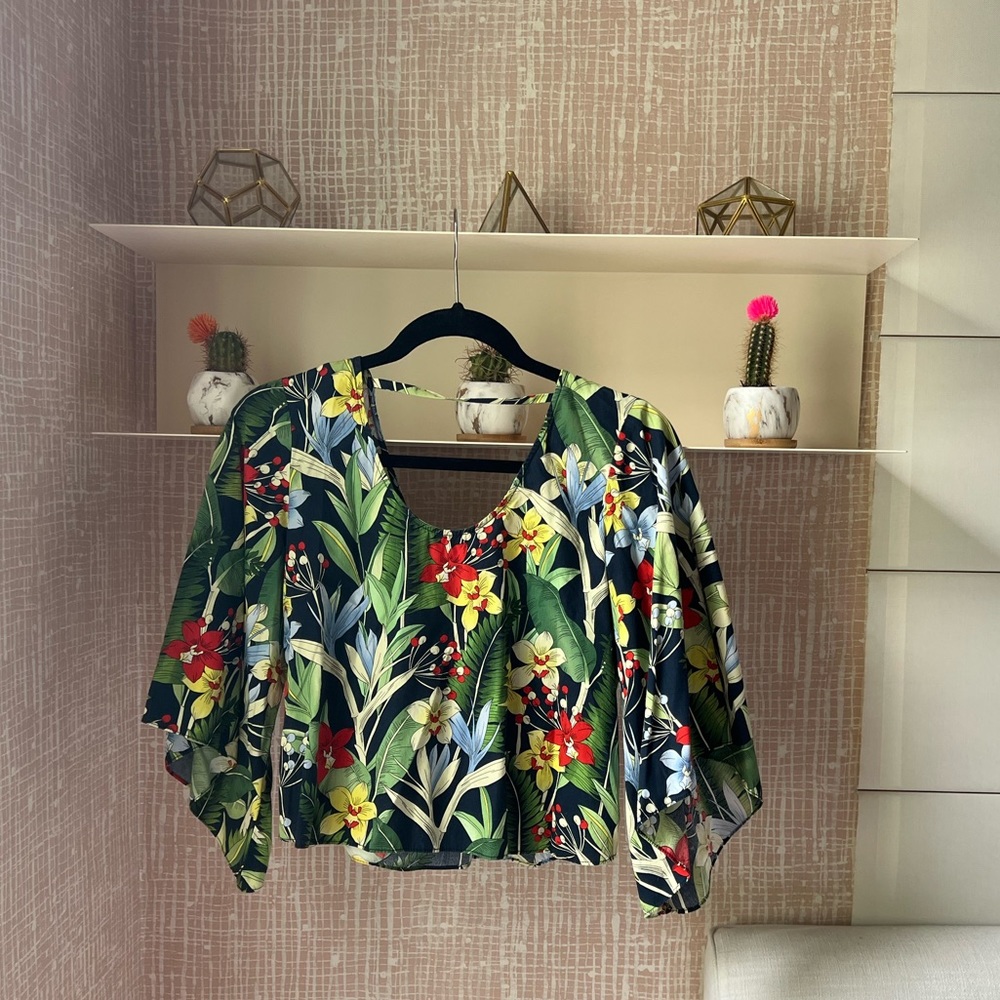 Floral crop top